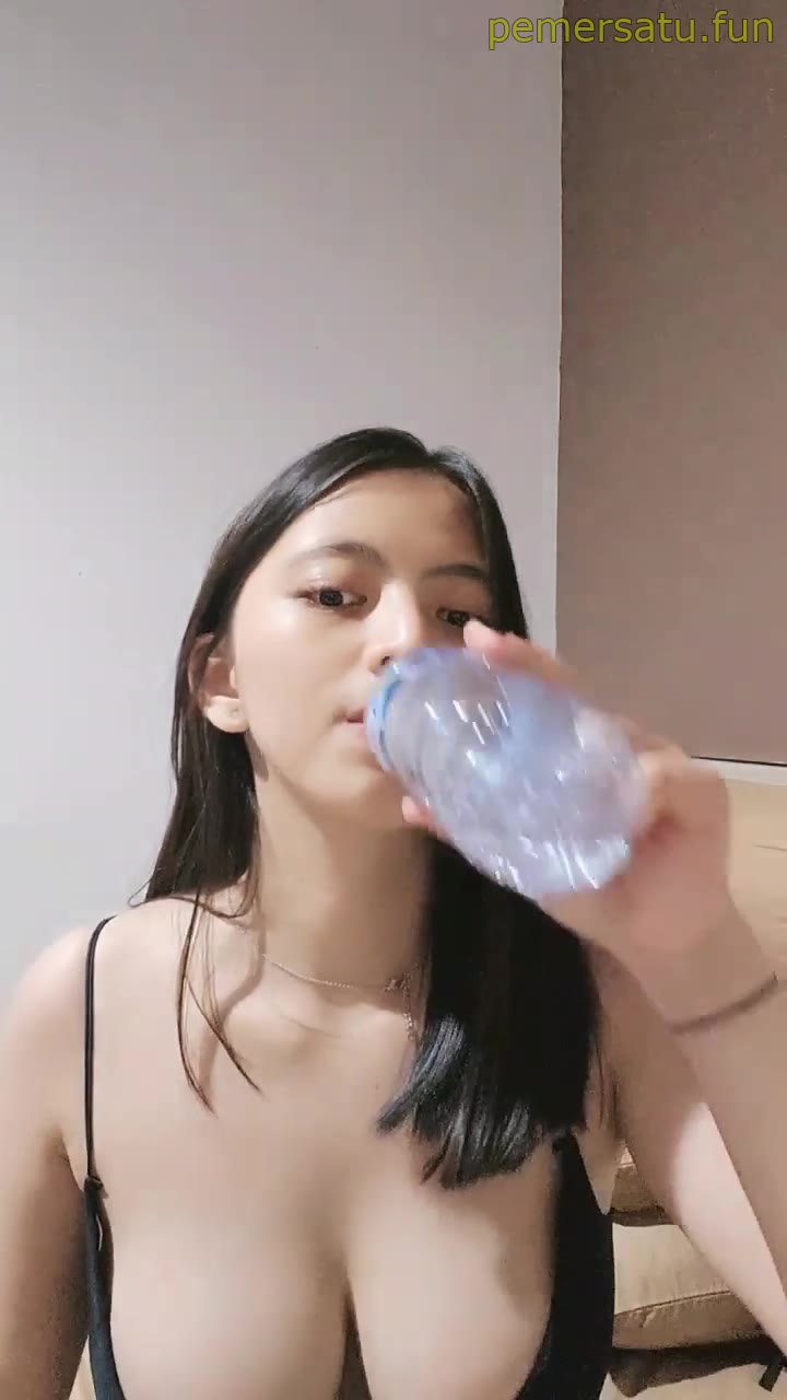 Koleksi Aqila Abg 18Yo Colok Memek