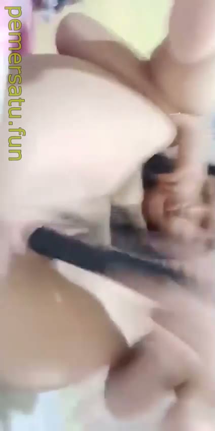 Koleksi Dede Indah Abg 18Yo Tobrut Colok Memek