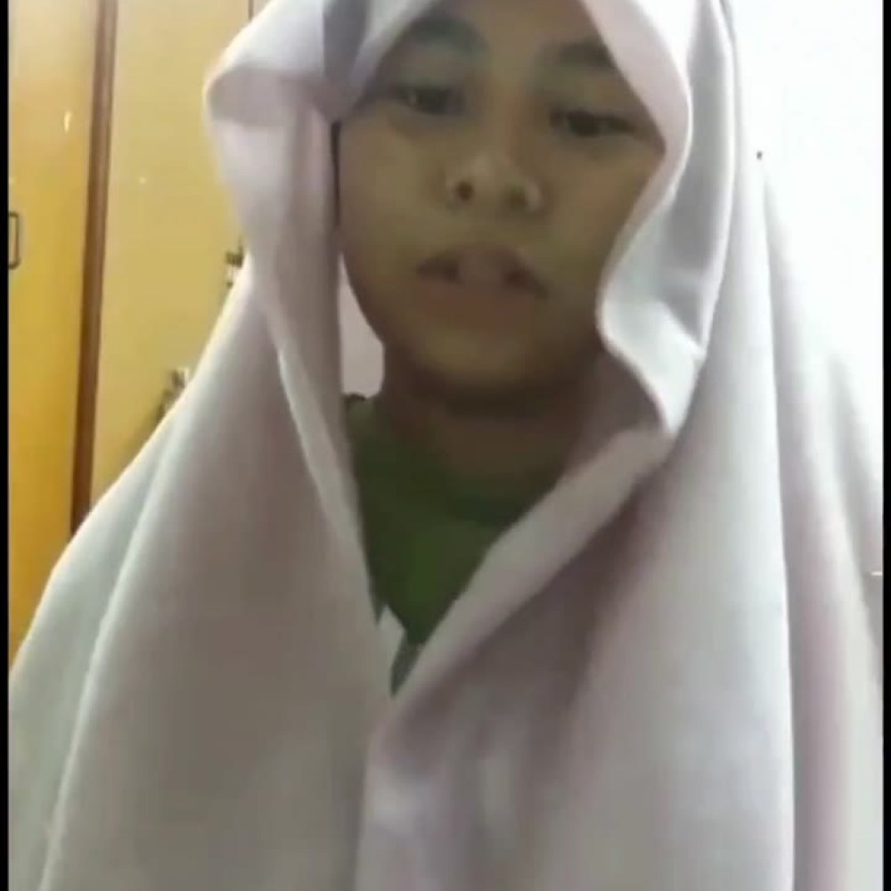 Koleksi Miss Jilbab Airin 16 Videos