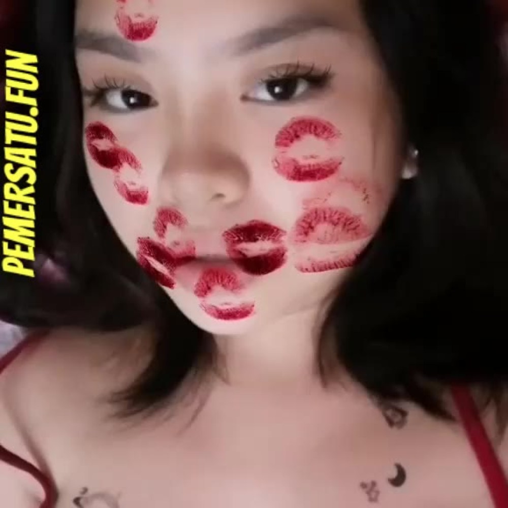 Koleksi Miss Tocil Chubby Suka Colmek Pakai Baju Haram