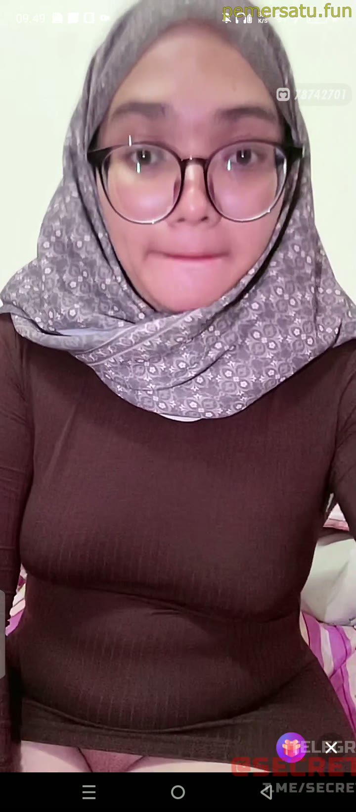 Koleksi Yungrosa Hijab Kacamata Binal