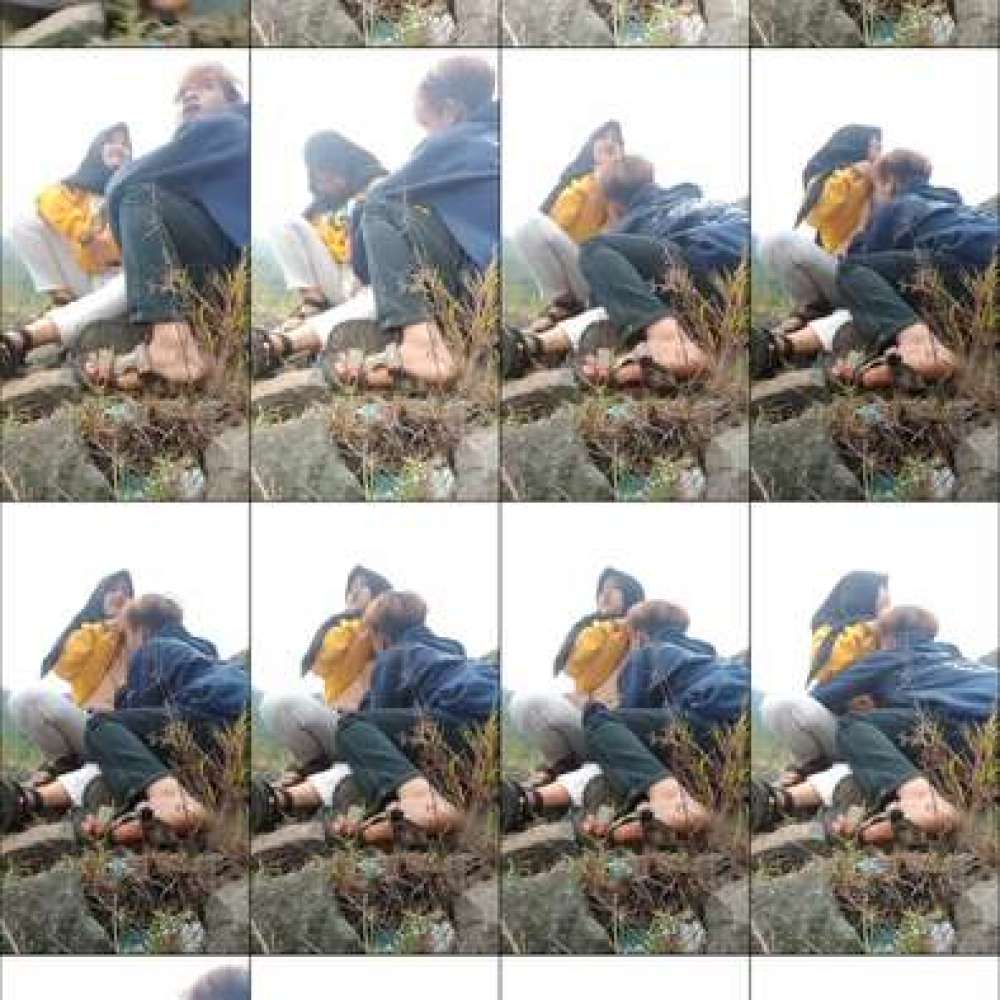 Nyusu sama ayang hijab di kebun teh