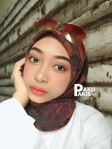 Sapura Rahman Diluar Tertutup di dalam terbuka